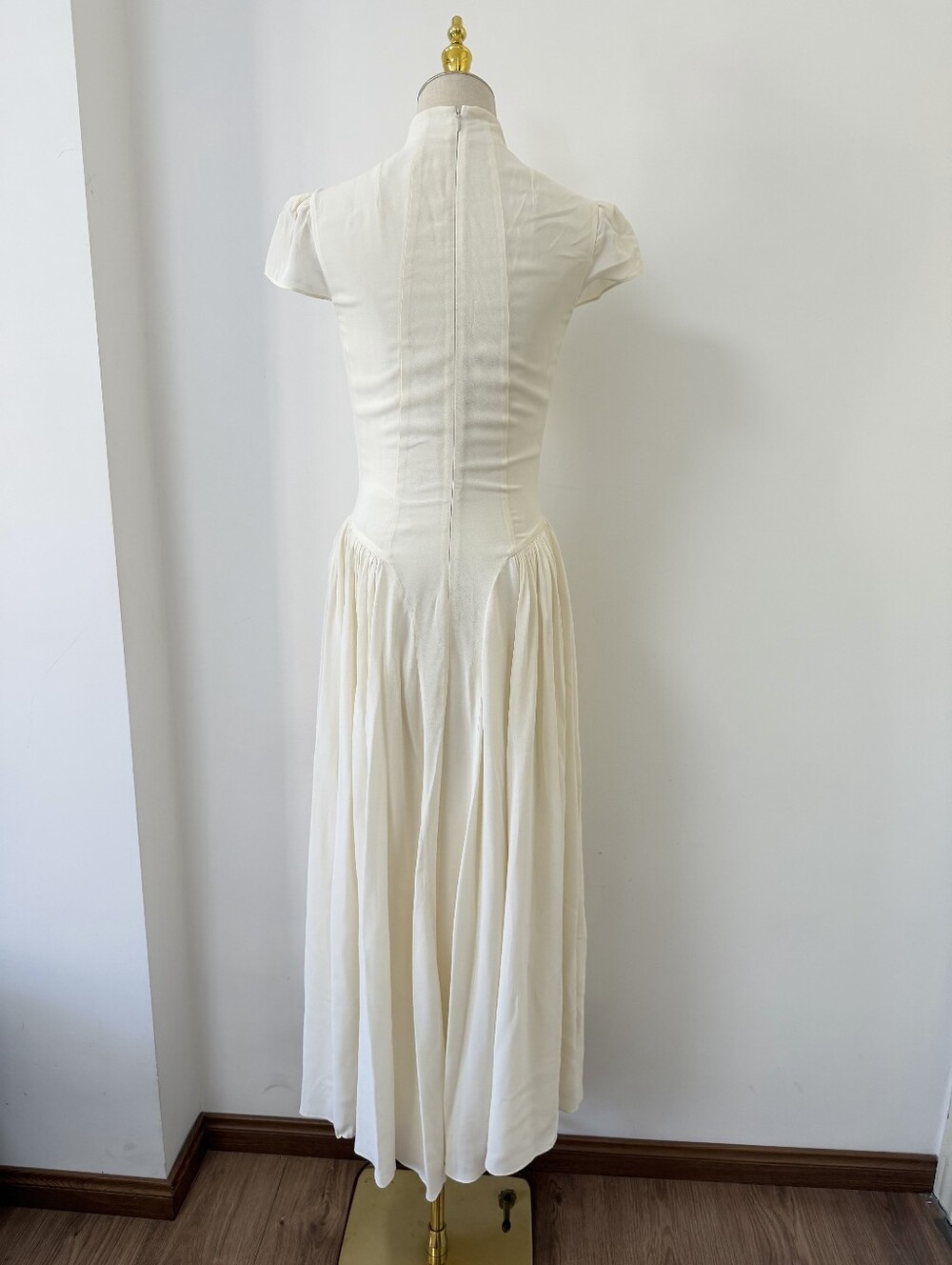 Reformation Maven Dress - Picture 5 of 11